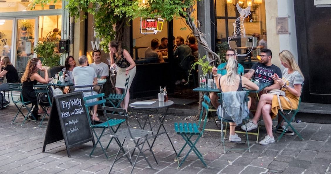 Ook in de horeca is hybride werken mogelijk, zegt Jan Meerman